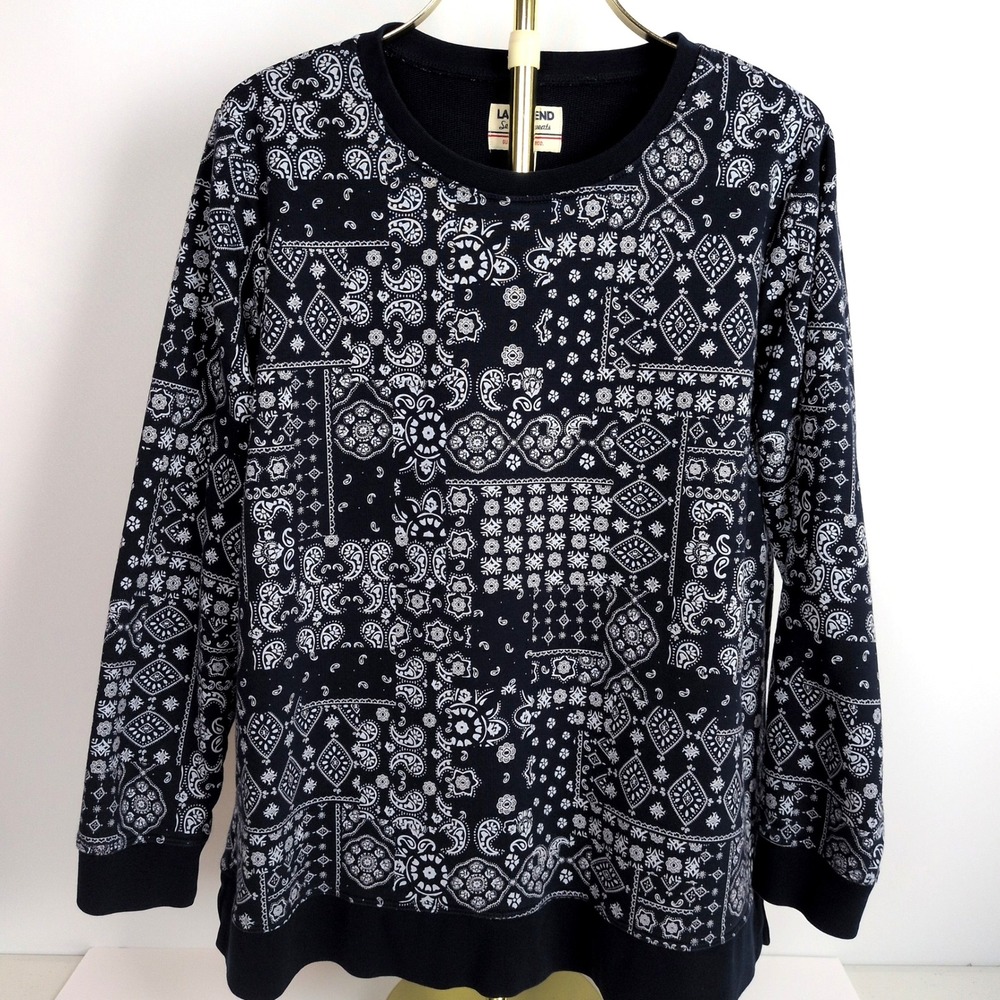Lands End Women Large Sweatshirt Navy Blue Bandana Paisley Serious Sweats 514318